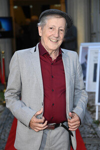 Theaterpremiere 'Der eingebildet Kranke' und 90. Geburtstag von Dieter Hallervorden in Berlin