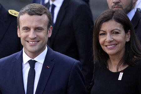 Präsident Macron beim Empfang am Rathaus in Paris