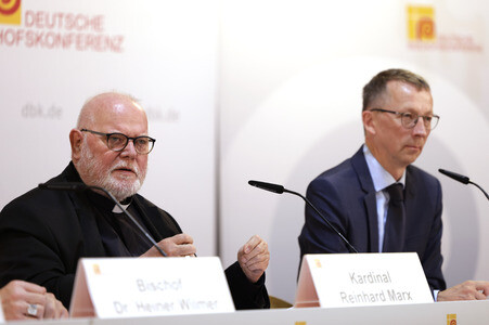 Pressegespräch bei der bei der Herbst-Vollversammlung der Deutschen Bischofskonferenz in Fulda