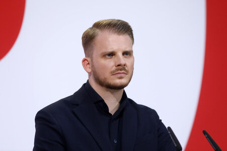 Pressekonferenz mit dem SPD-Generalsekretär in Berlin