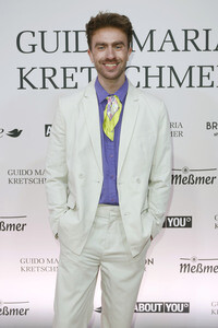 Guido Maria Kretschmer for Bridgerton 'The Regency Dinner' in Hamburg
