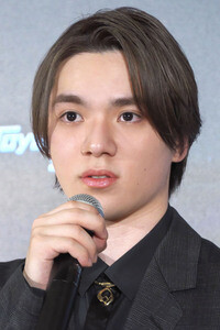 Pressekonferenz mit Shoma Uno und Marin Honda in Tokio