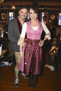 2. Charity Lunch zugunsten von 'Frohes Herz e.V.' beim Oktoberfest 2017 in München