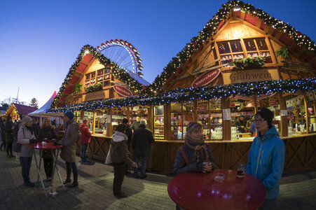 Weihnachtsmarkt am Alexanderplatz in Berlin