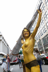 Demoparade gegen Fashion Terror und für Faire Mode und Trashion, Berlin