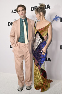 Filmpremiere 'Das Drama - Noch mal auf Anfang' in Los Angeles