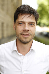 Stephen Dürr vor dem Arbeitsgericht in Köln