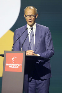 Eröffnungsrundgang auf der Hannover Messe 2026