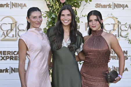 Filmpremiere 'Practical Magic 2 - Zauberhafte Schwestern' in Los Angeles