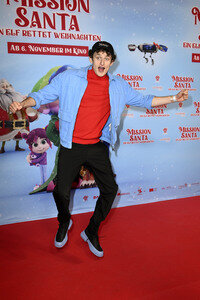 Filmpremiere 'Mission Santa - Ein Elf rettet Weihnachten' in Berlin