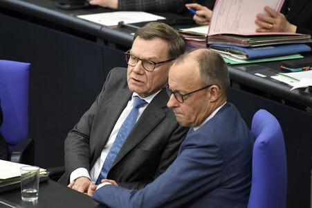 64. Sitzung des Deutschen Bundestages in Berlin