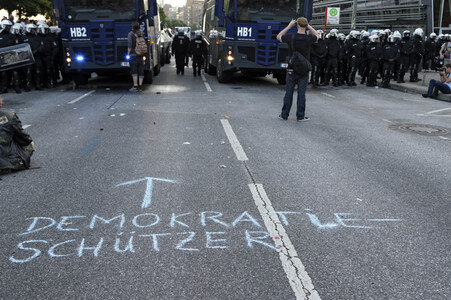 'G20 Welcome to Hell' Demo in Hamburg