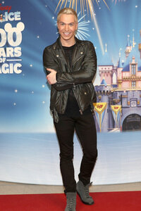 Premiere 'Disney on Ice - 100 Years of Magic' in Leipzig