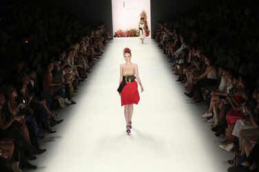 Rebekka Ruetz Fashion Show auf der Mercedes-Benz Fashion Week Spring/Summer 2016