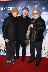 Premiere des 21. Original Roncalli Weihnachtscircus 2025 in Berlin