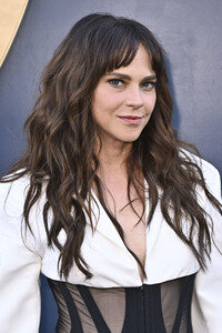 Warner Bros. Primetime Emmy Awards 2025 Nominierten Feier in Beverly Hills