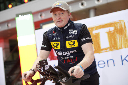 Fototermin '24 h Bike-Challenge' in Köln