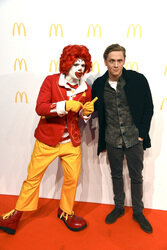 Grand Opening vom McDonald's Restaurant am Flughafen, Frankfurt
