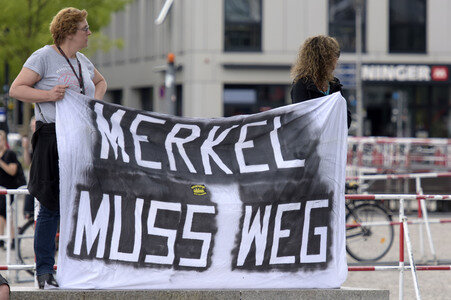 'Merkel muss weg' Demo in Berlin