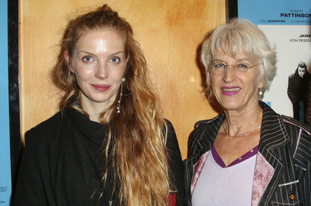 Filmpremiere 'Life' in Hamburg