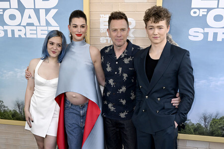 Filmpremiere 'The End of Oak Street' in Burbank