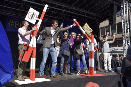 'Pulse of Europe' Kundgebung in Frankfurt