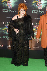 Weltpremiere von 'The One Grand Show' in Berlin