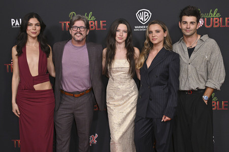 Filmpremiere 'Double Trouble' in Burbank