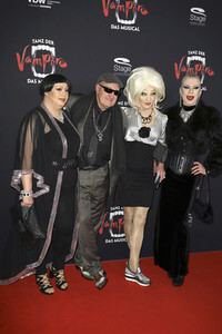 Musicalpremiere 'Tanz der Vampire' in Hamburg