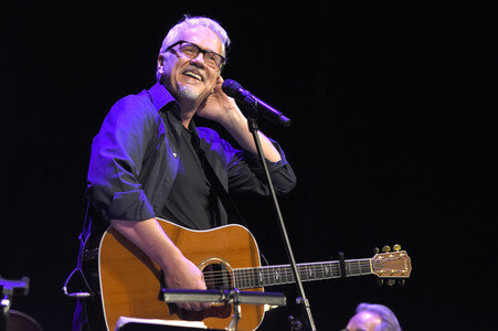 Konzert von Tim Robbins and The Rogues Gallery Band in Karlsbad