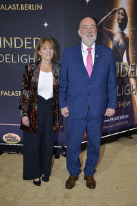 Weltpremiere der 'Blinded by Delight' Grand Show 2025 in Berlin
