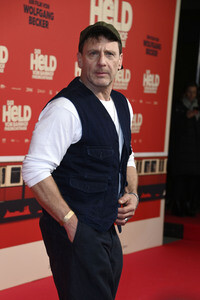 Filmpremiere 'Der Held vom Bahnhof Friedrichstraße' in Berlin