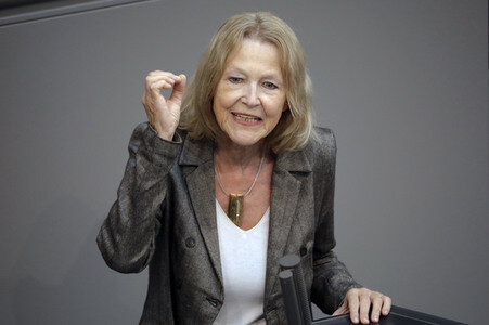 233. Sitzung des Deutschen Bundestages in Berlin