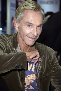 Autogrammstunde mit Wolfgang Joop in Berlin