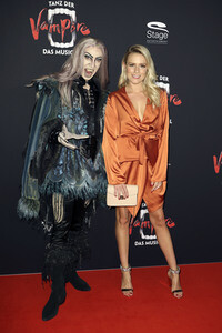Musicalpremiere 'Tanz der Vampire' in Hamburg