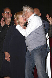 Theaterpremiere 'Der eingebildet Kranke' und 90. Geburtstag von Dieter Hallervorden in Berlin