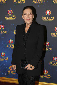 Gala-Premiere der Palazzo Dinner Show 2025 in Berlin