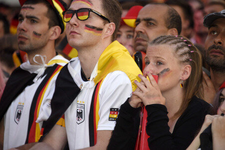 Fans beim UEFA-Fußball-Europameisterschaft 2016 Spiel Deutschland gegen Polen in Berlin