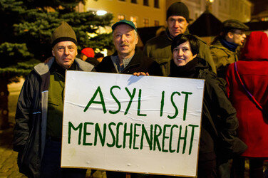 Gegen-Demo in Schneeberg