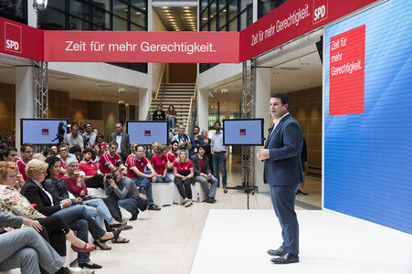 Präsentation der SPD-Bundestagswahlplakate in Berlin