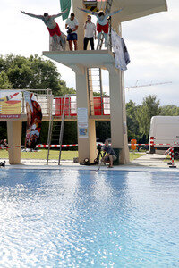 Wassersprung-Show 'Sprung meines Lebens' in Halle