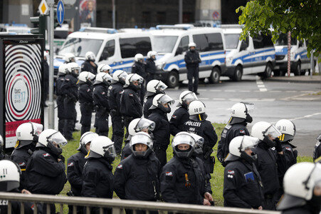 Demonstrationen gegen den AfD Bundesparteitag in Köln