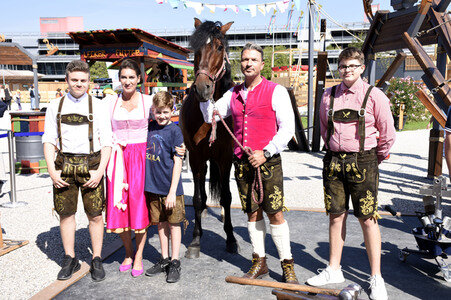 Eröffnung von Equilaland in München