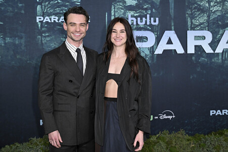 Season 2 Premiere 'Paradise' in Los Angeles