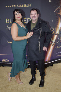 Weltpremiere der 'Blinded by Delight' Grand Show 2025 in Berlin