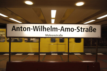 Umbenennung U-Bahnhof Mohrenstraße in Berlin