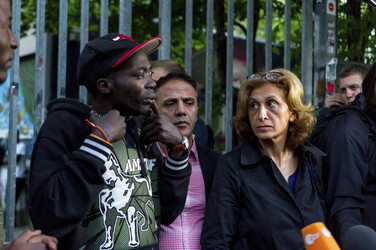 Angebot für die Flüchtlinge in der besetzten Gerhart-Hauptmann-Schule, Berlin