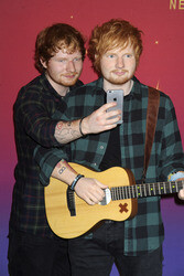 Ed Sheeran enthüllt seine Wachsfigur bei Madame Tussauds New York