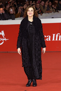 Filmpremiere 'Un tranquillo funerale di famiglia', Internationales Filmfestival Rom 2026