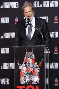 Hand and Footprint Ceremony mit Jeff Bridges in Los Angeles